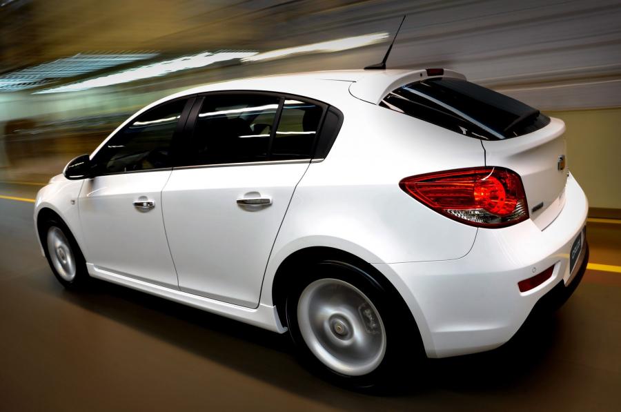  Chevrolet Cruze Sport6 2012 года  (фото 44 из 63)